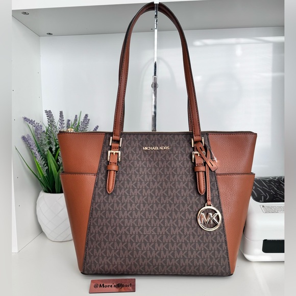 Michael Kors Purss - Picture 1 of 9